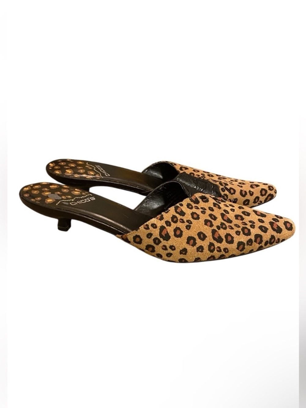 Chicos Womens Serengeti Leopard Print Leather Kitten Heel